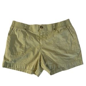 Sonoma Shorts Womens Size 18 Army Green Stretchy Waist EUC